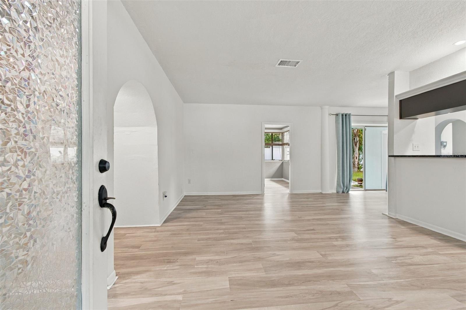 1711 N HIGHLAND AVE — photo 45