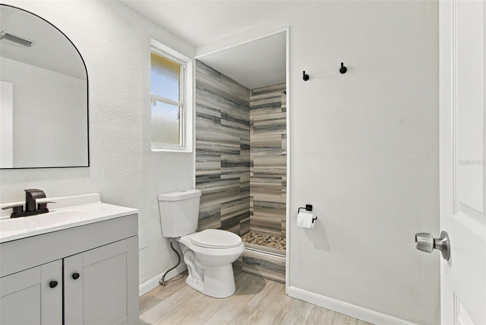 1711 N HIGHLAND AVE — photo 27