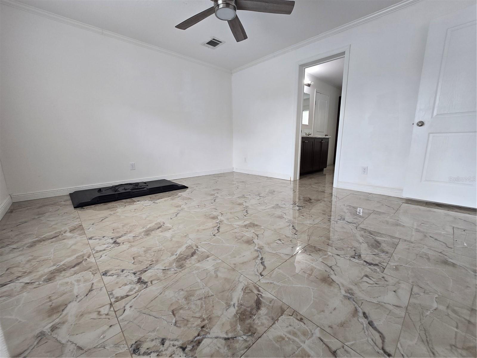 17047 HELEN K DR — photo 25