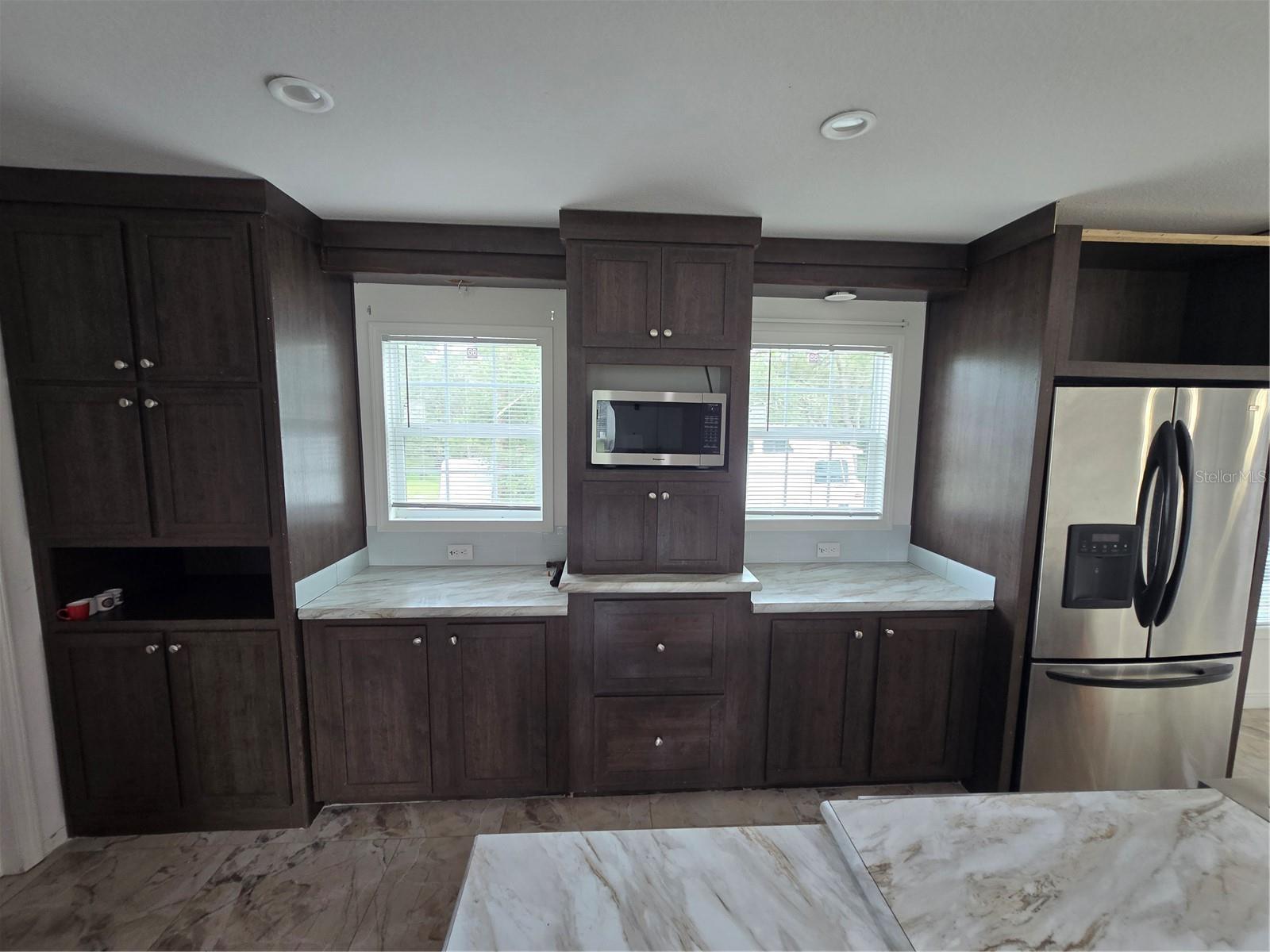 17047 HELEN K DR — photo 8