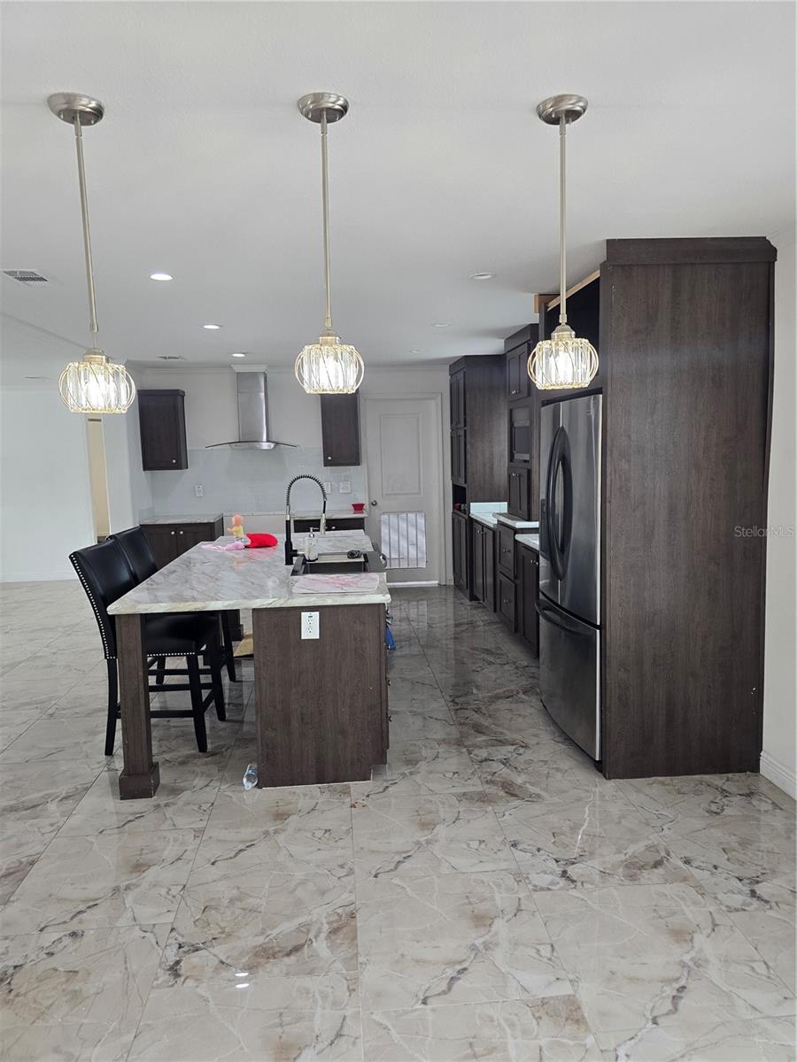 17047 HELEN K DR — photo 9