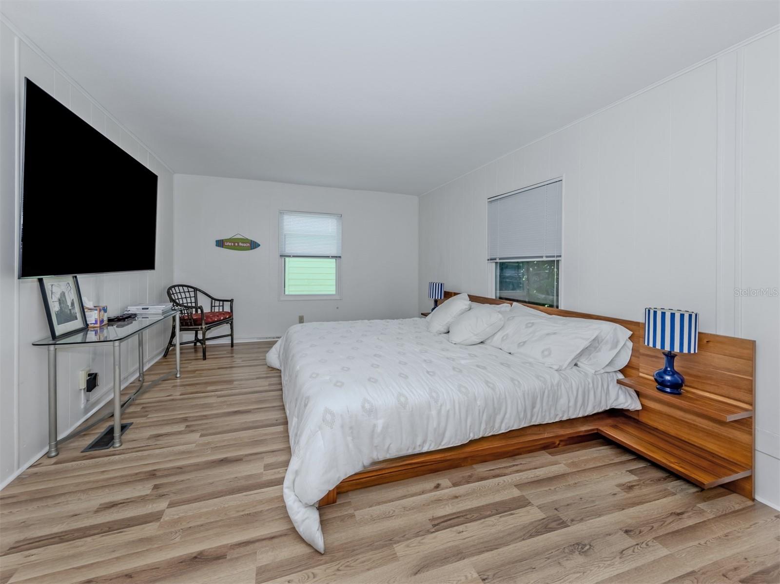 192 PALM HARBOR DR — photo 23