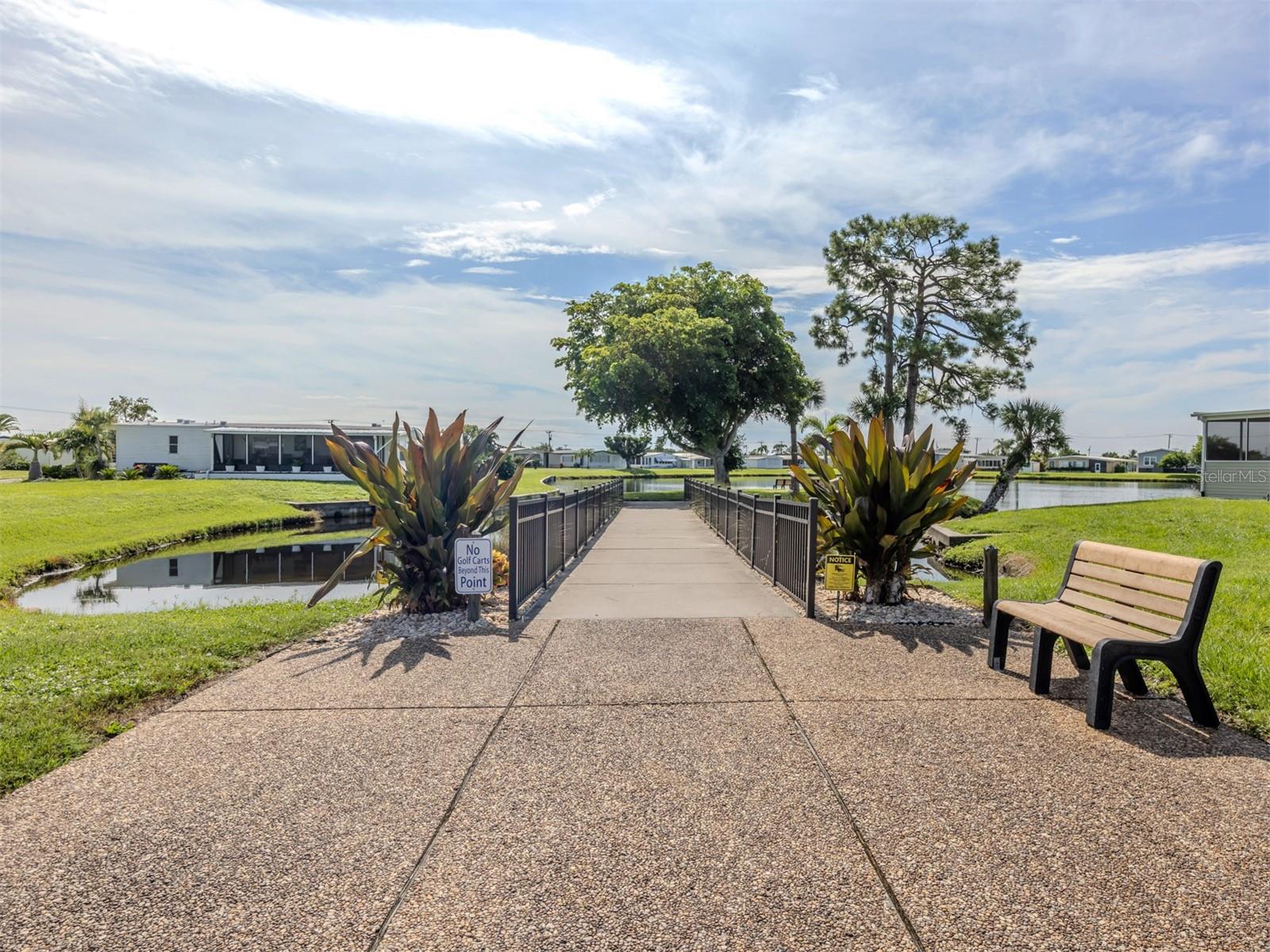 192 PALM HARBOR DR — photo 37