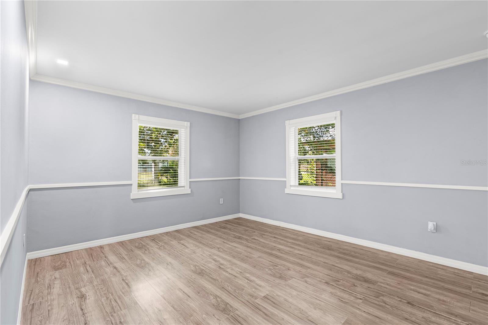 1112 SUNSET AVE — photo 5
