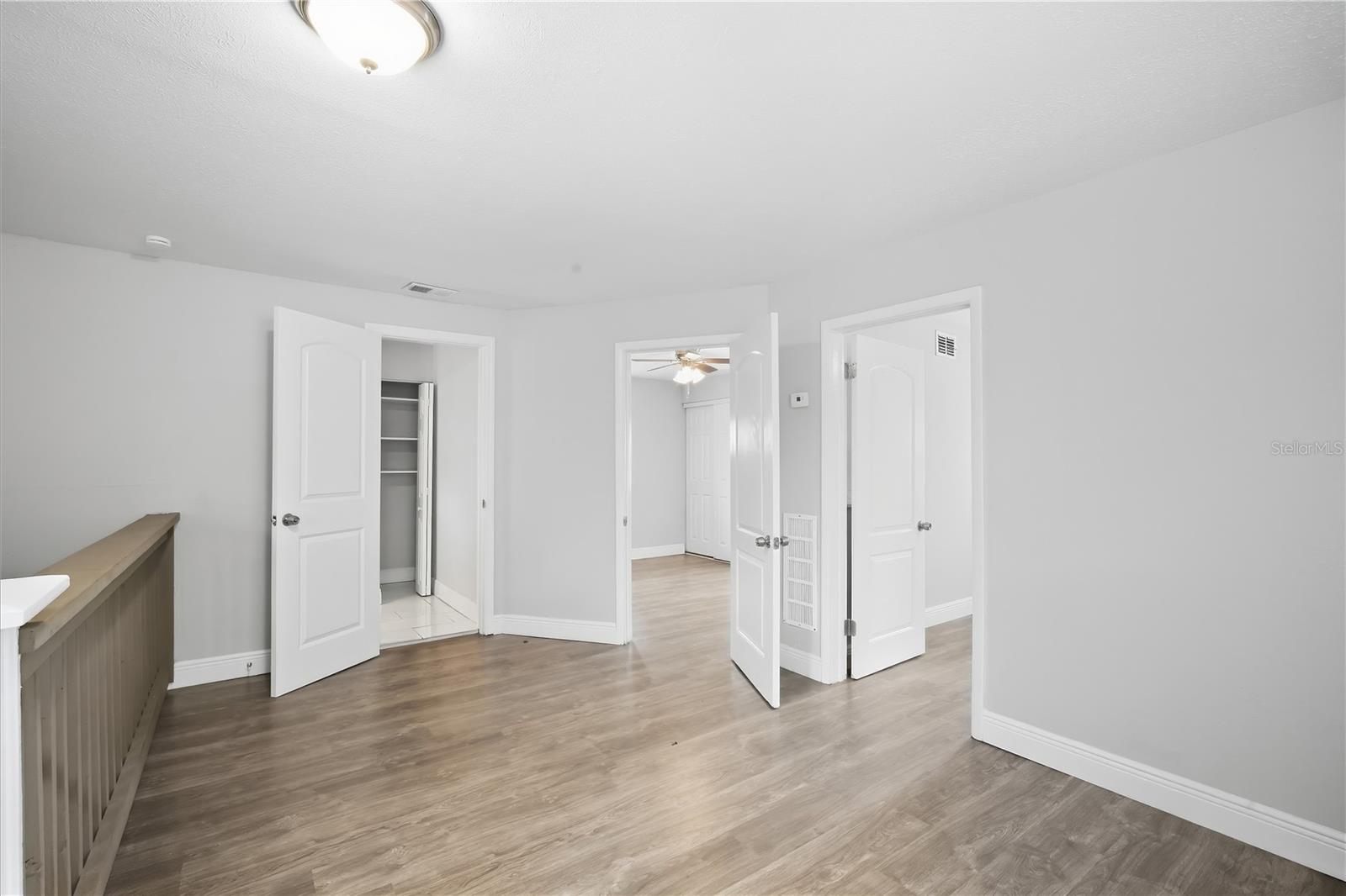 115 W ALLISON CT — photo 11