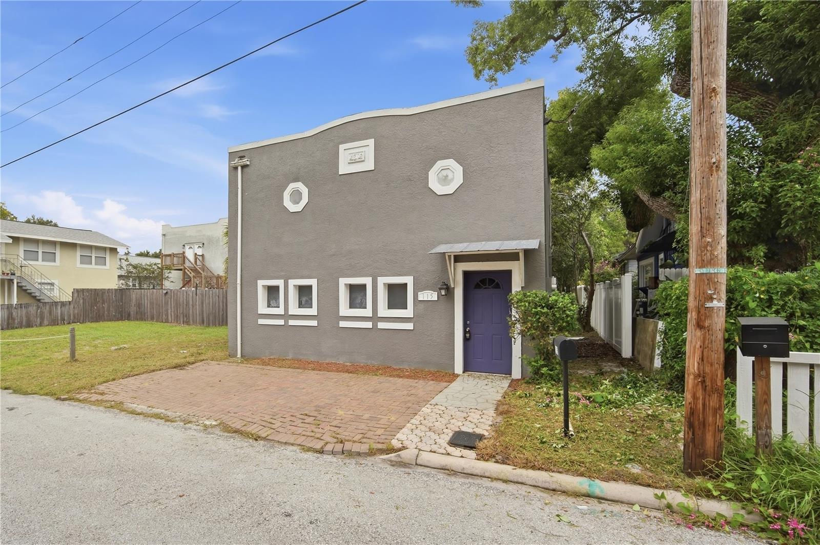 115 W ALLISON CT — photo 2