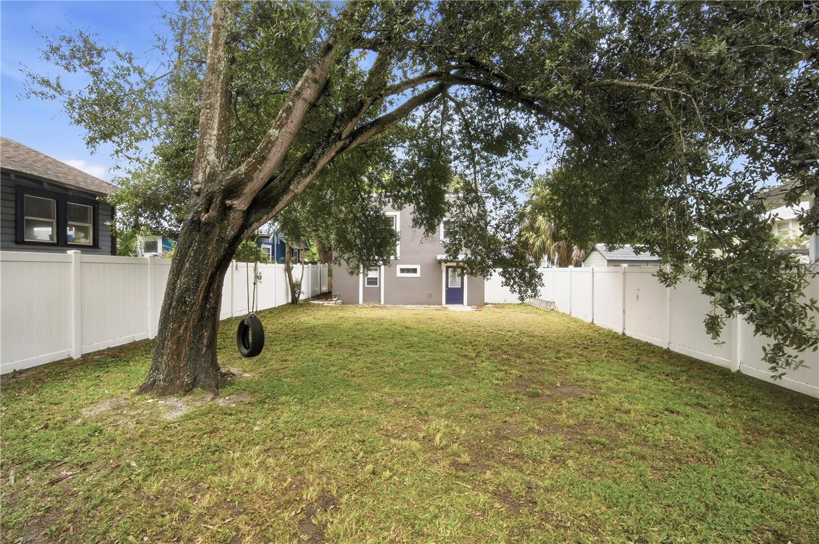 115 W ALLISON CT — photo 18