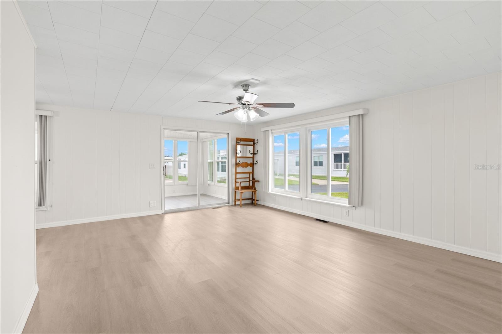 641 MOUNT LANCASTER AVE NE #637 — photo 13