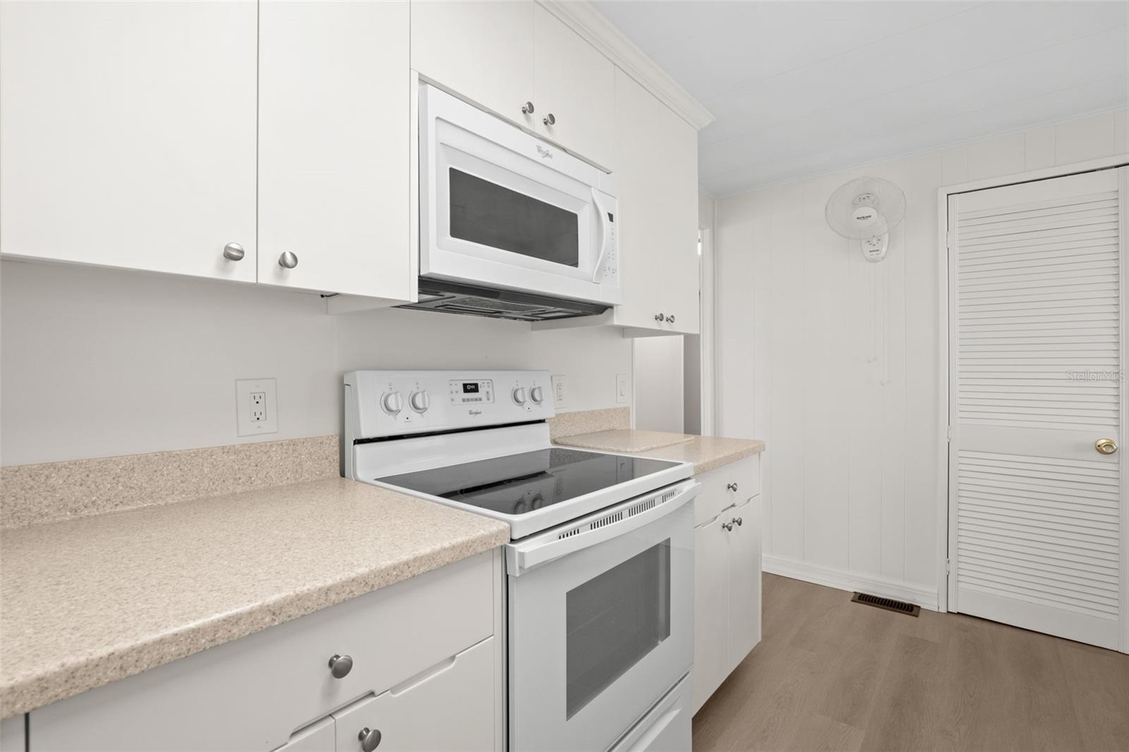 641 MOUNT LANCASTER AVE NE #637 — photo 20