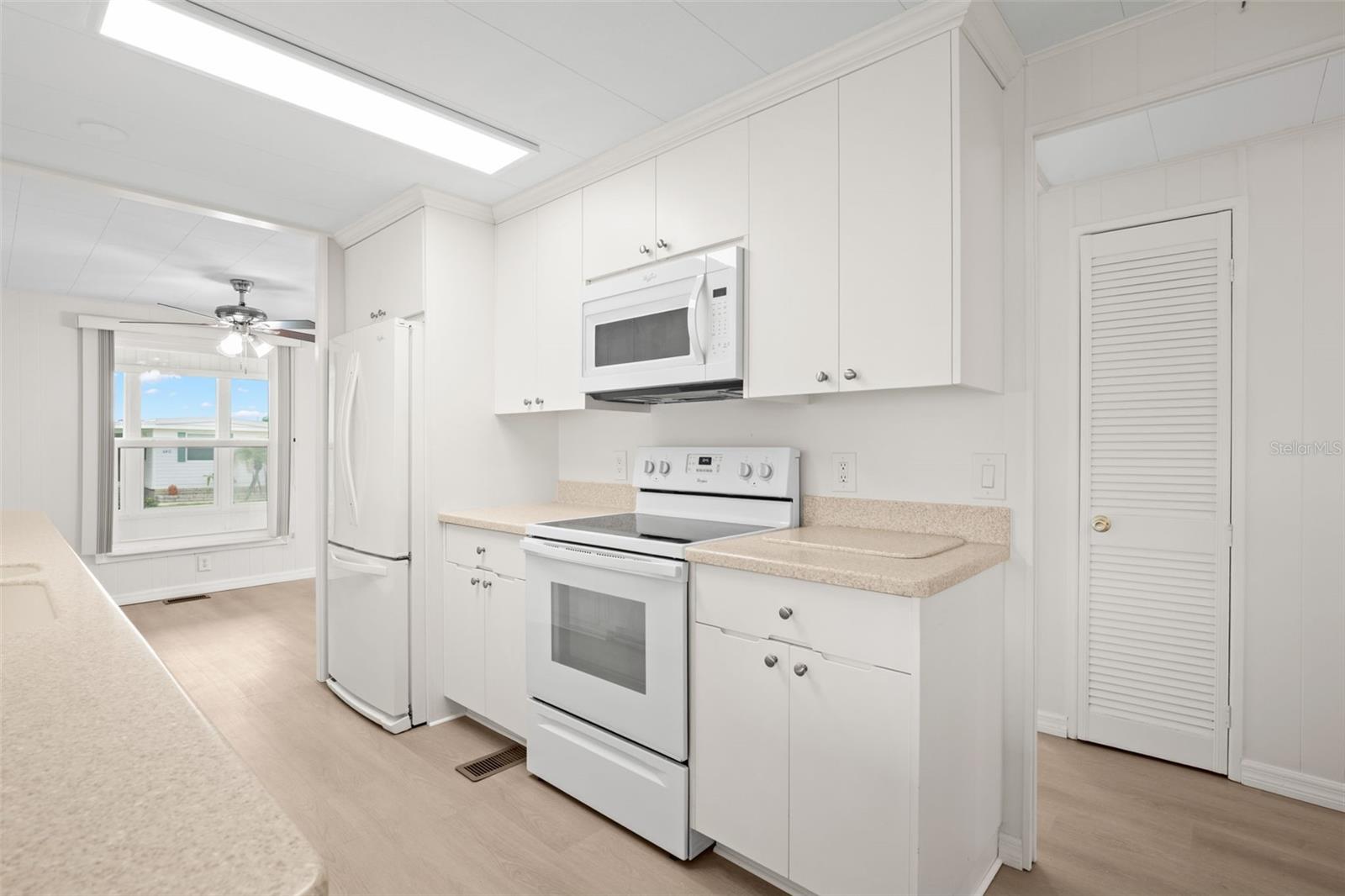 641 MOUNT LANCASTER AVE NE #637 — photo 16