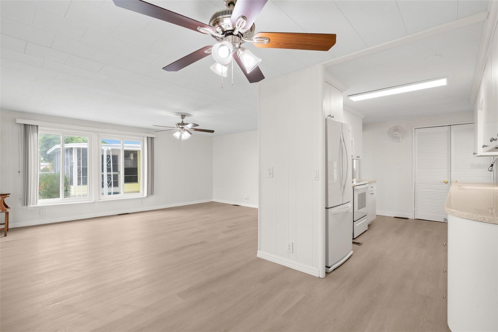 641 MOUNT LANCASTER AVE NE #637 — photo 11