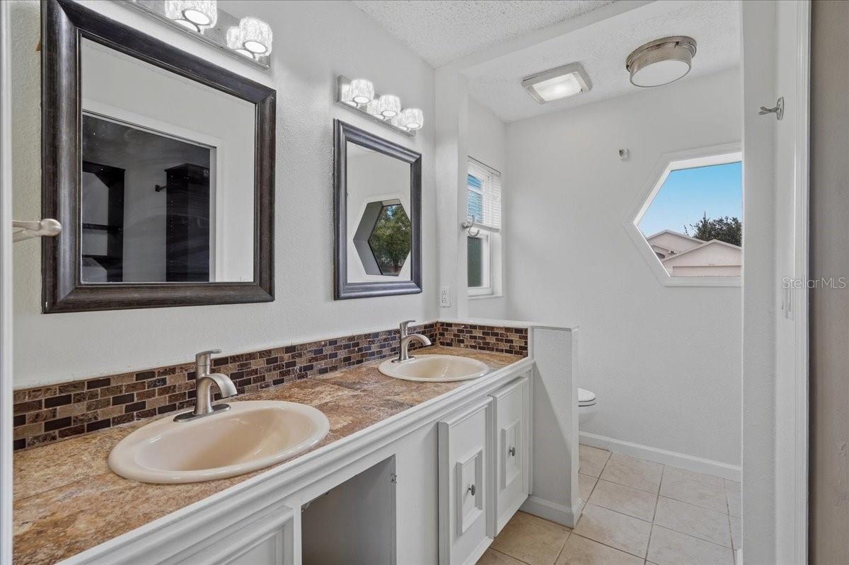 28710 TWINBROOK LN — photo 20