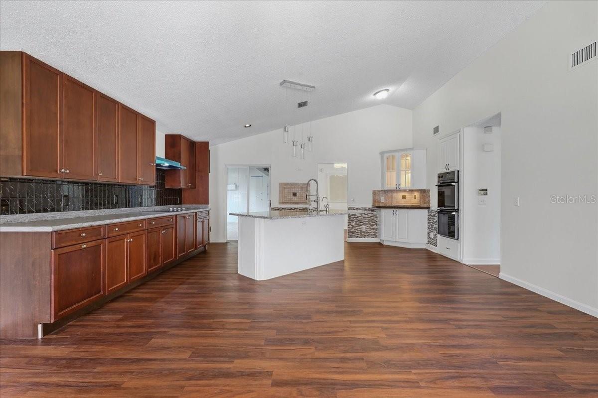 28710 TWINBROOK LN — photo 9