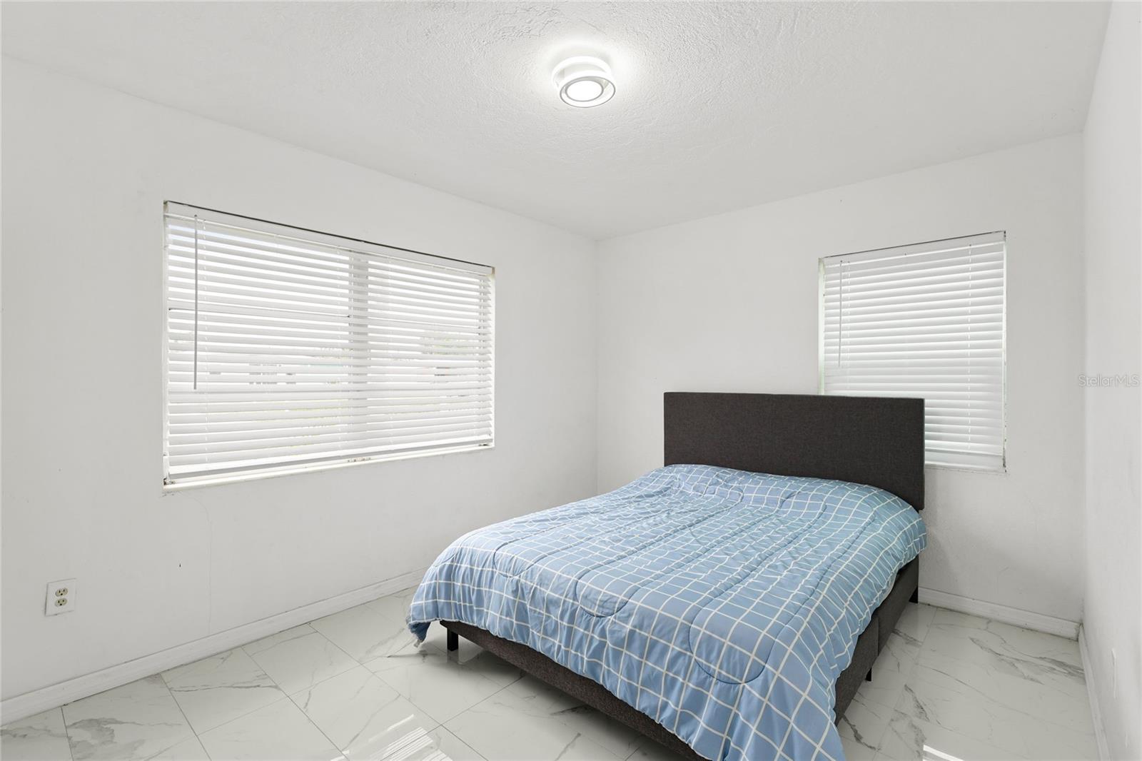6815 GEORGIA AVE — photo 16