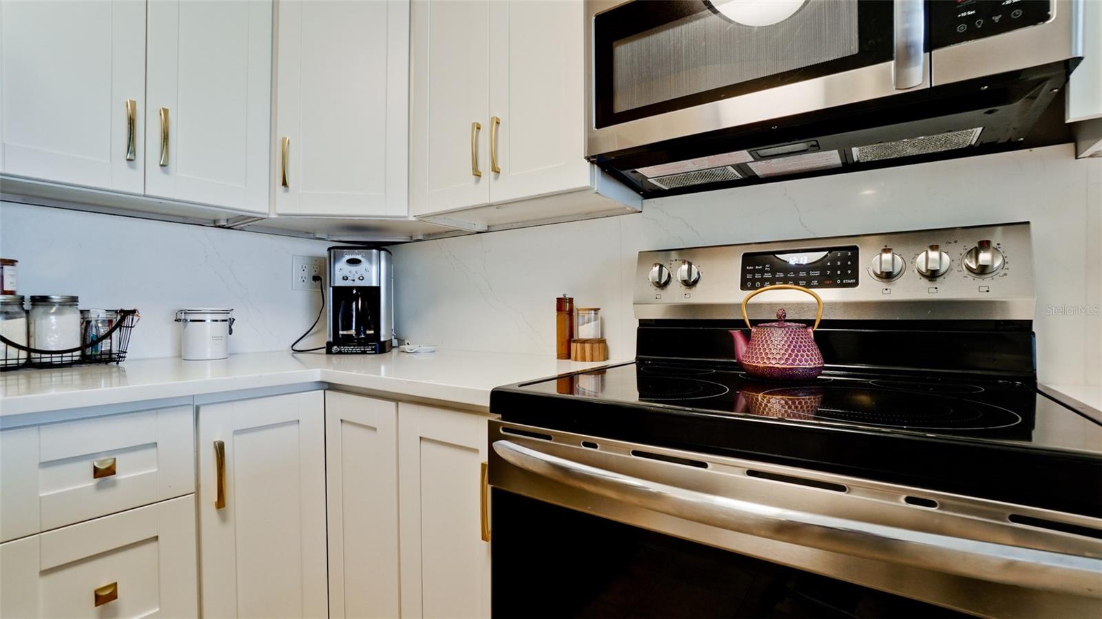 111 10TH ST S #111 — photo 15