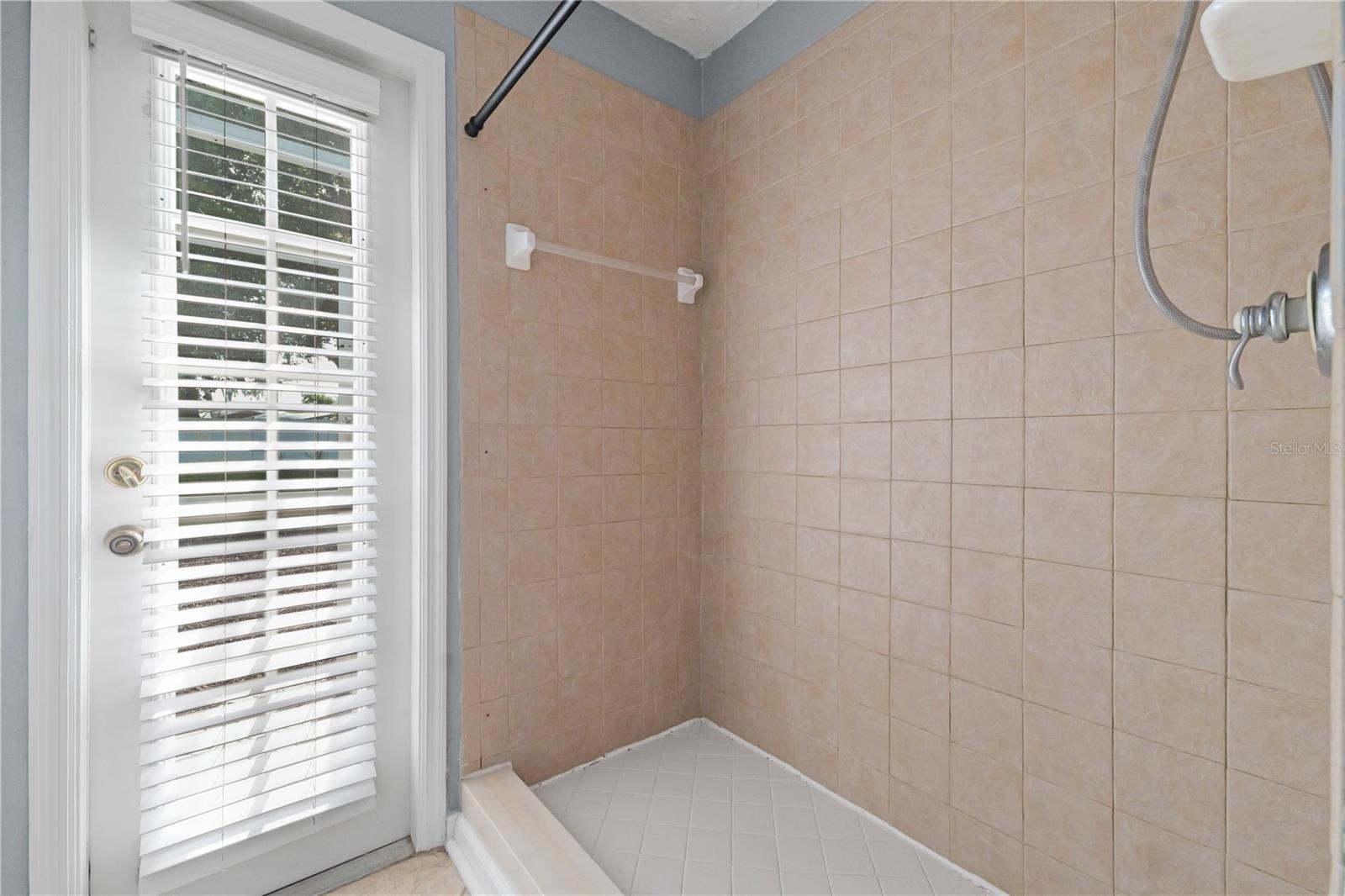 3809 HANOVER HILL DR — photo 30