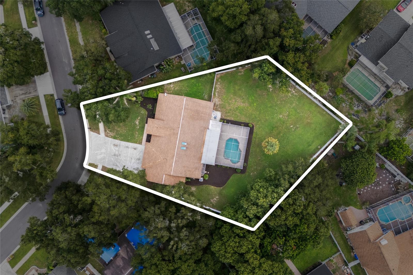 3809 HANOVER HILL DR — photo 42