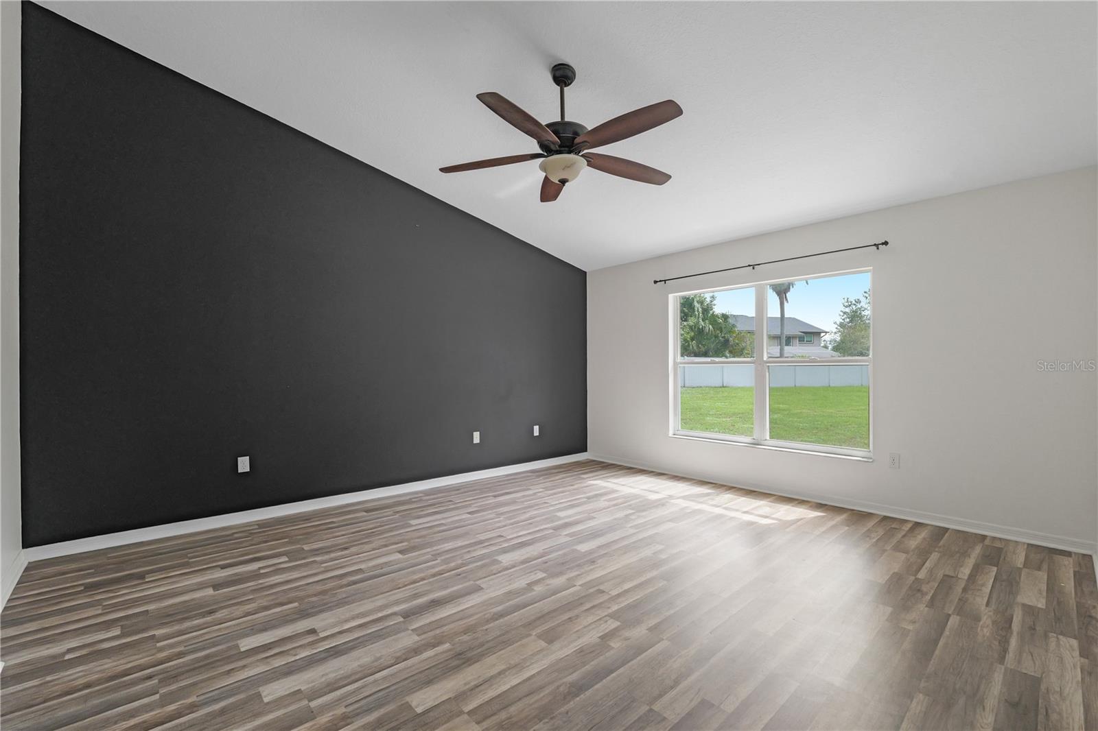 3809 HANOVER HILL DR — photo 18