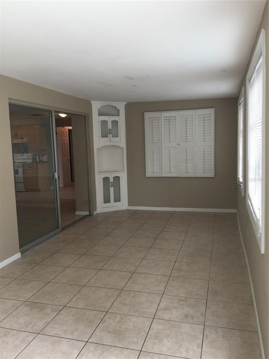 7093 BRENTFORD RD — photo 6