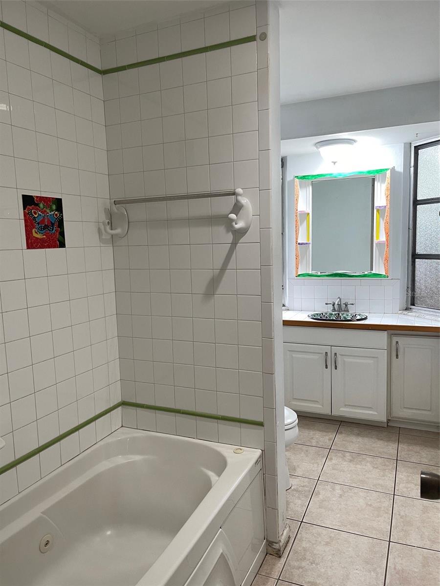 7093 BRENTFORD RD — photo 10