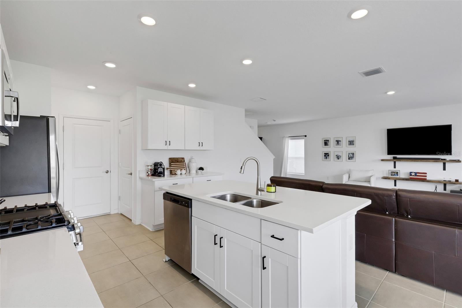6308 MILESTONE LOOP — photo 12