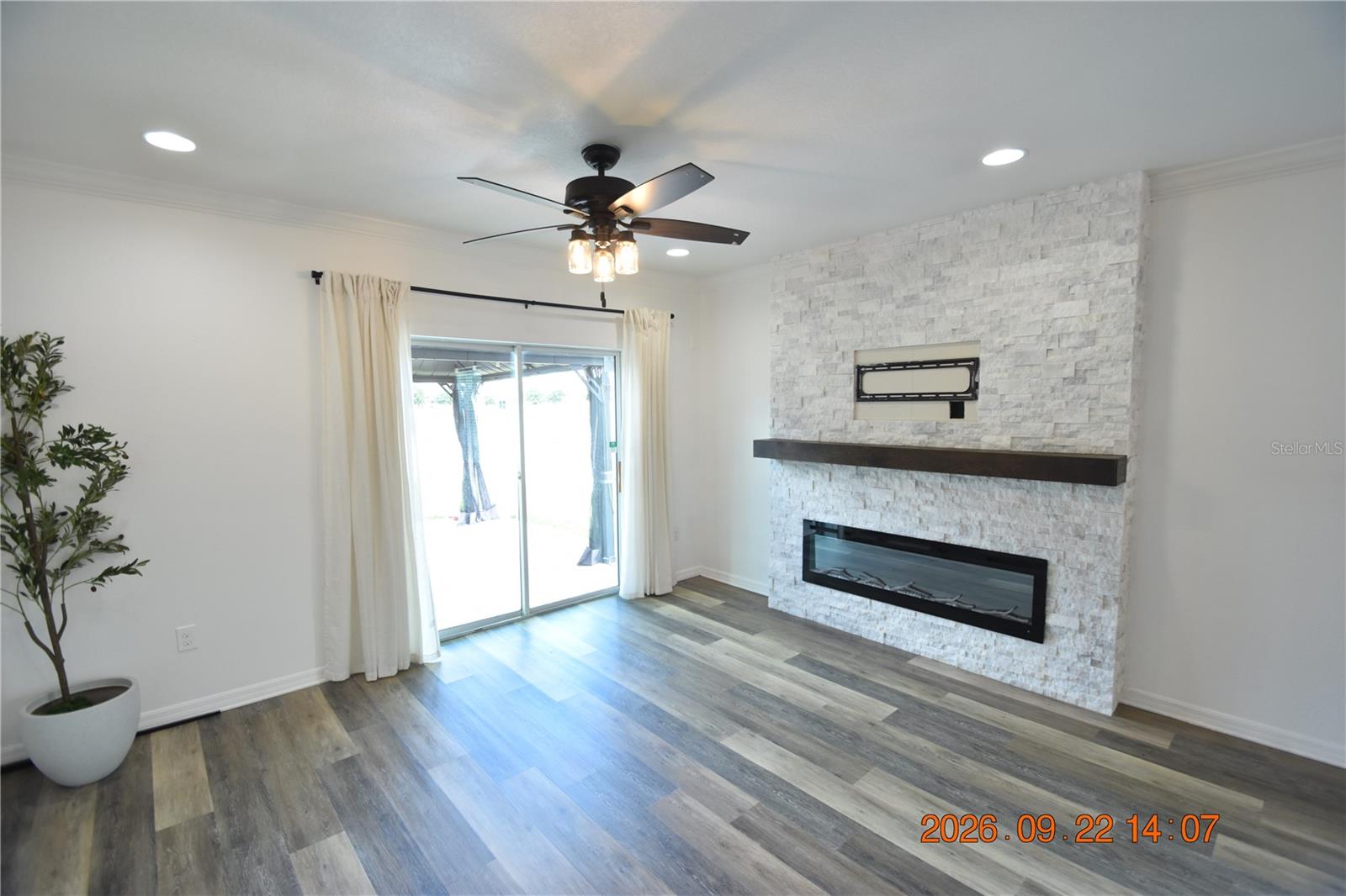7697 TUSCAN BAY CIR — photo 4
