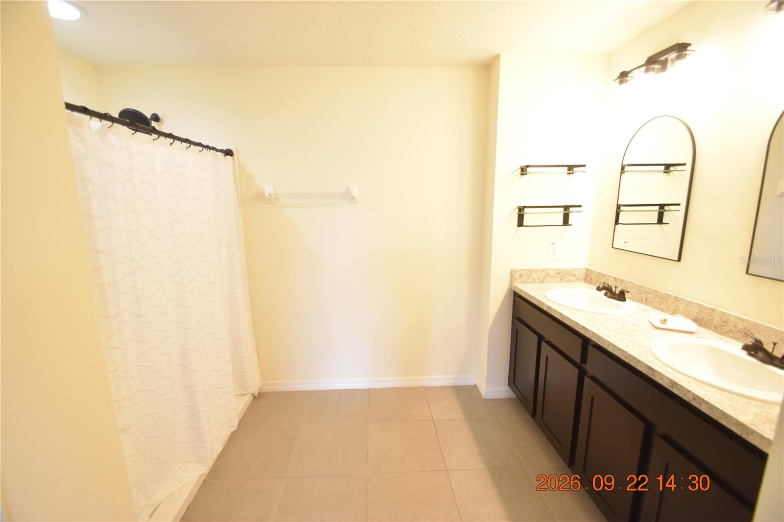 7697 TUSCAN BAY CIR — photo 32