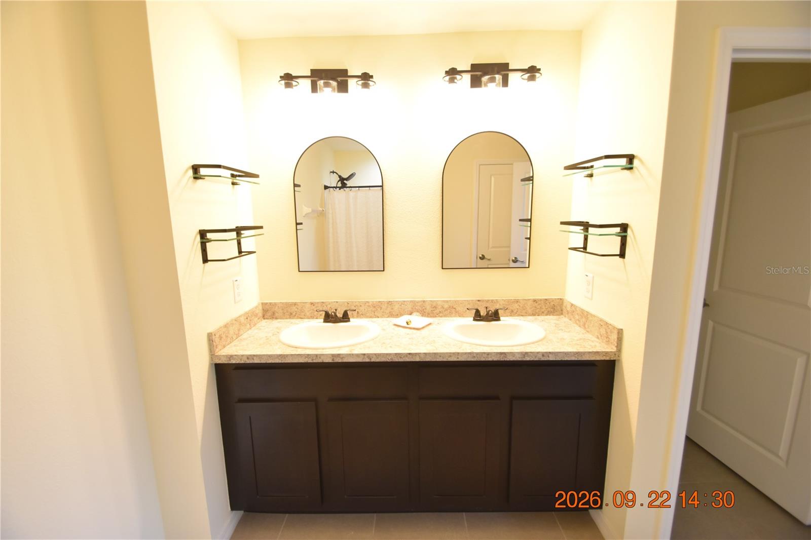 7697 TUSCAN BAY CIR — photo 33