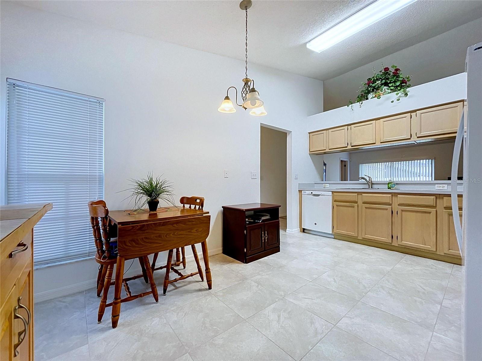 27408 CORAL SPRINGS DR — photo 15