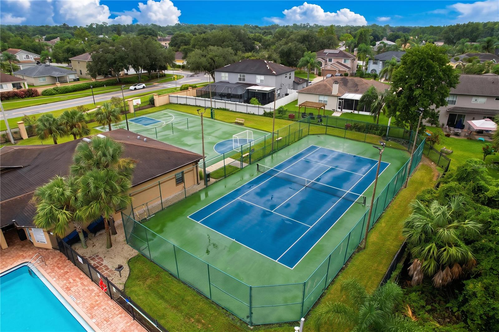 27408 CORAL SPRINGS DR — photo 43