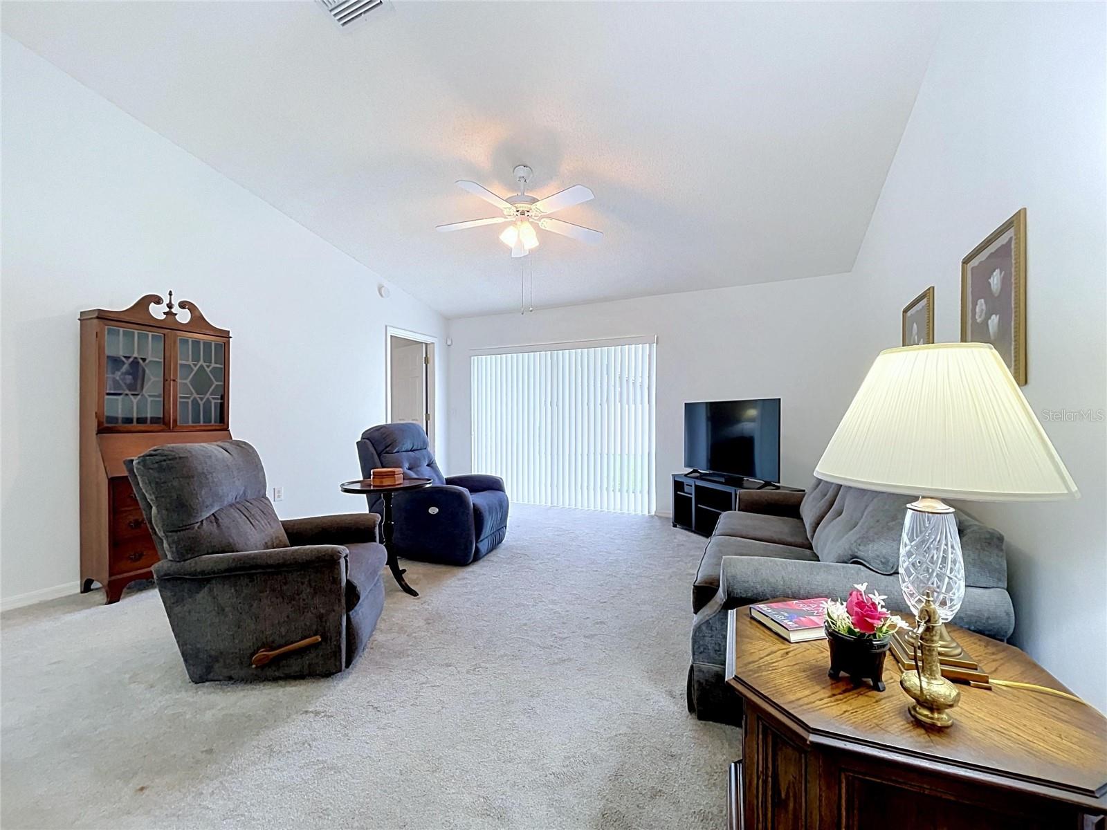 27408 CORAL SPRINGS DR — photo 10