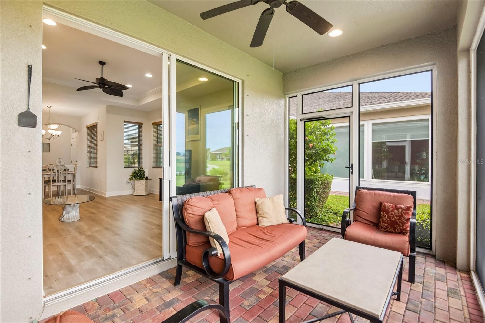 718 CHIPPER DR — photo 31