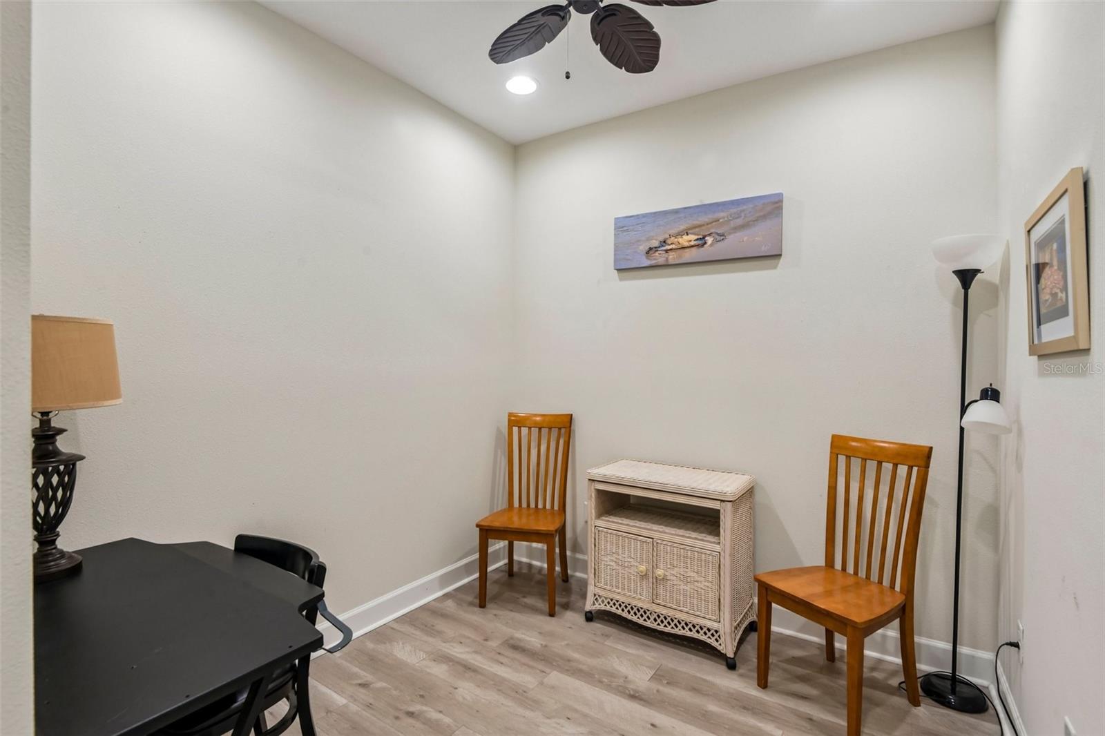 718 CHIPPER DR — photo 26