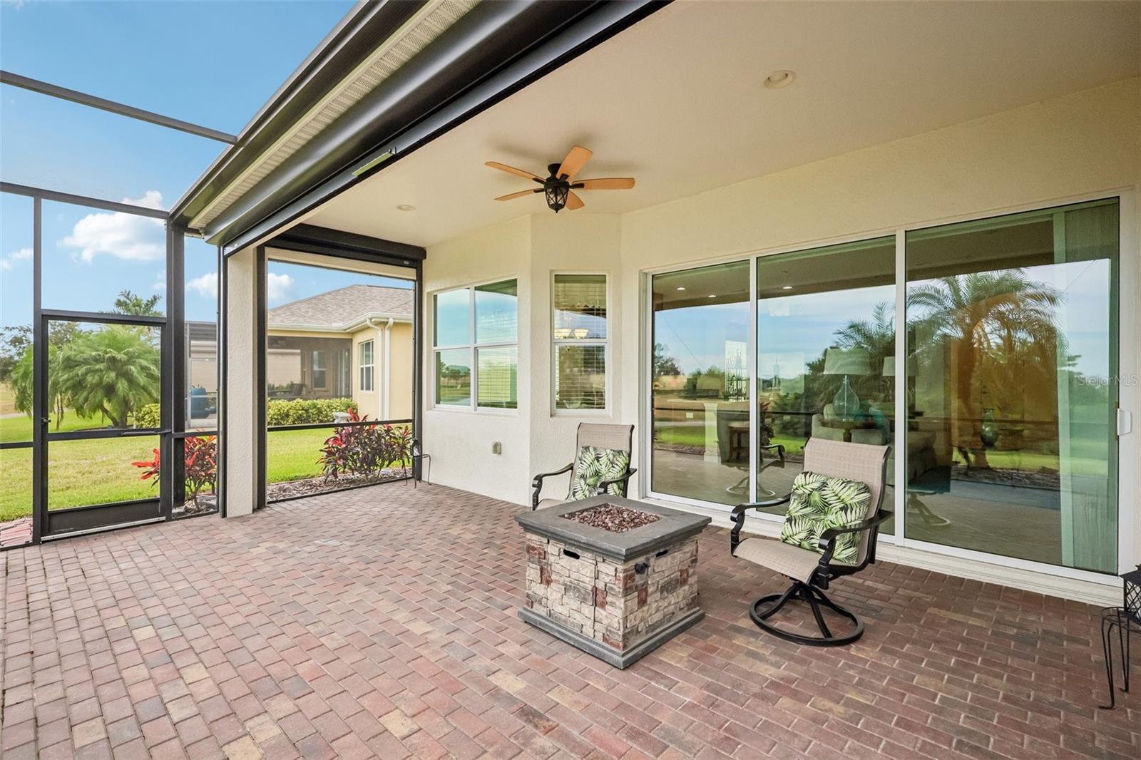 1823 PACIFIC DUNES DR — photo 38