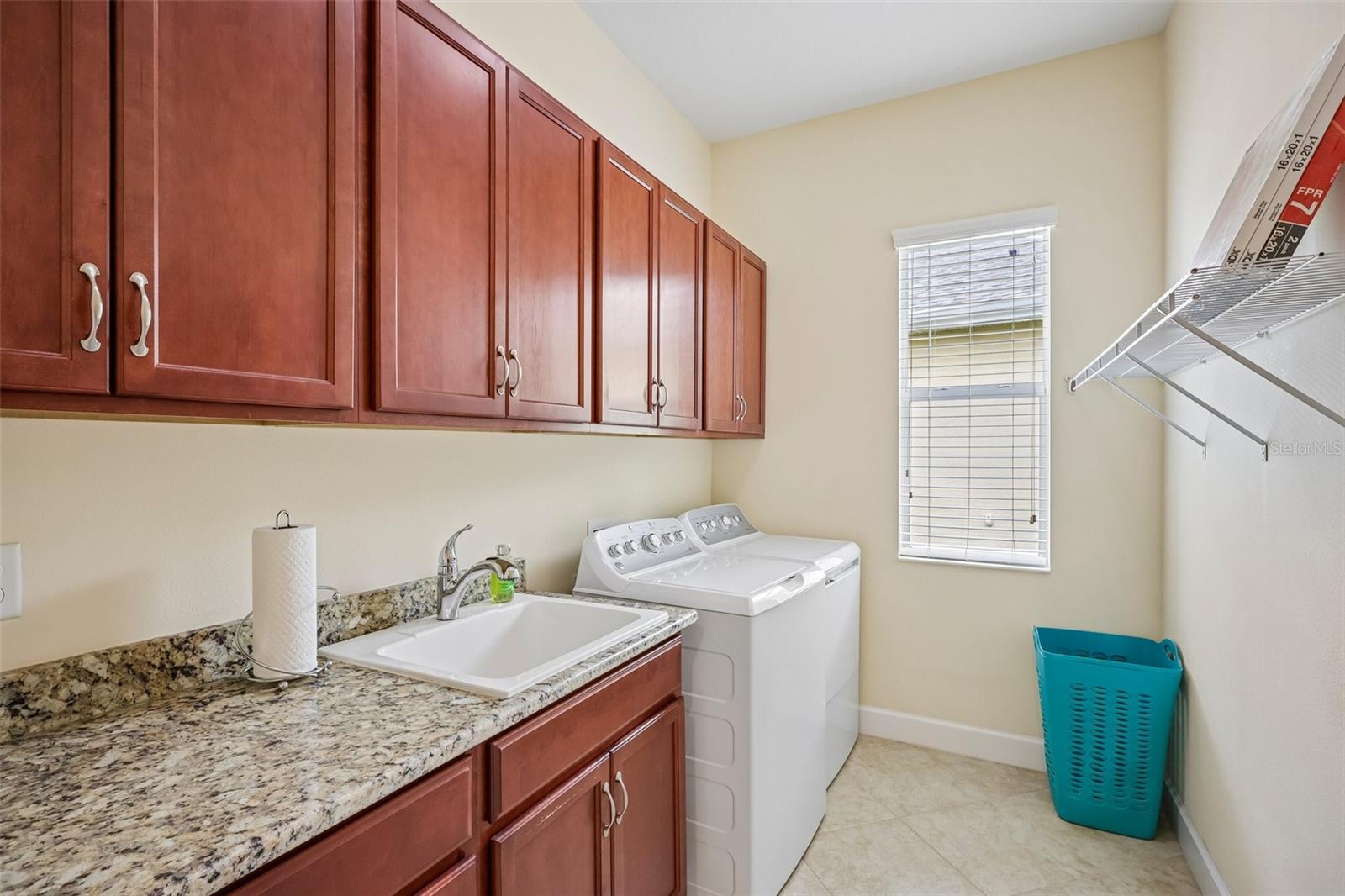 1823 PACIFIC DUNES DR — photo 34