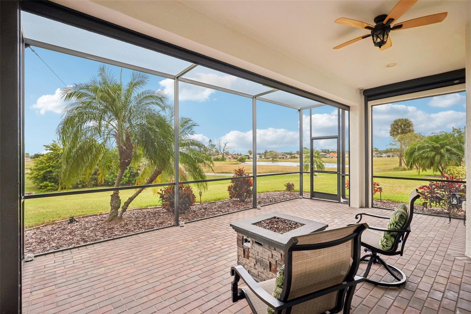 1823 PACIFIC DUNES DR — photo 37