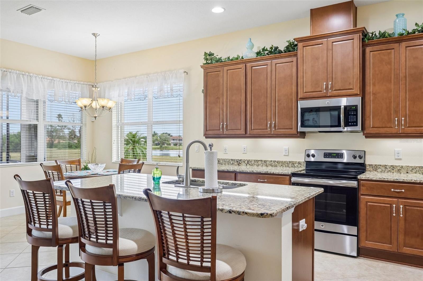 1823 PACIFIC DUNES DR — photo 13