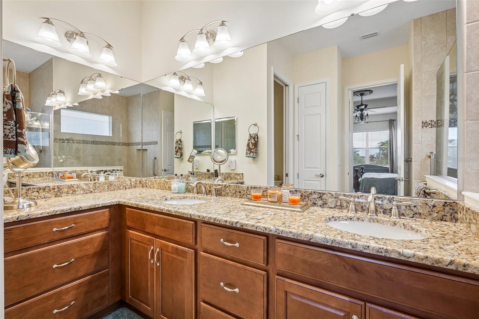 1823 PACIFIC DUNES DR — photo 25