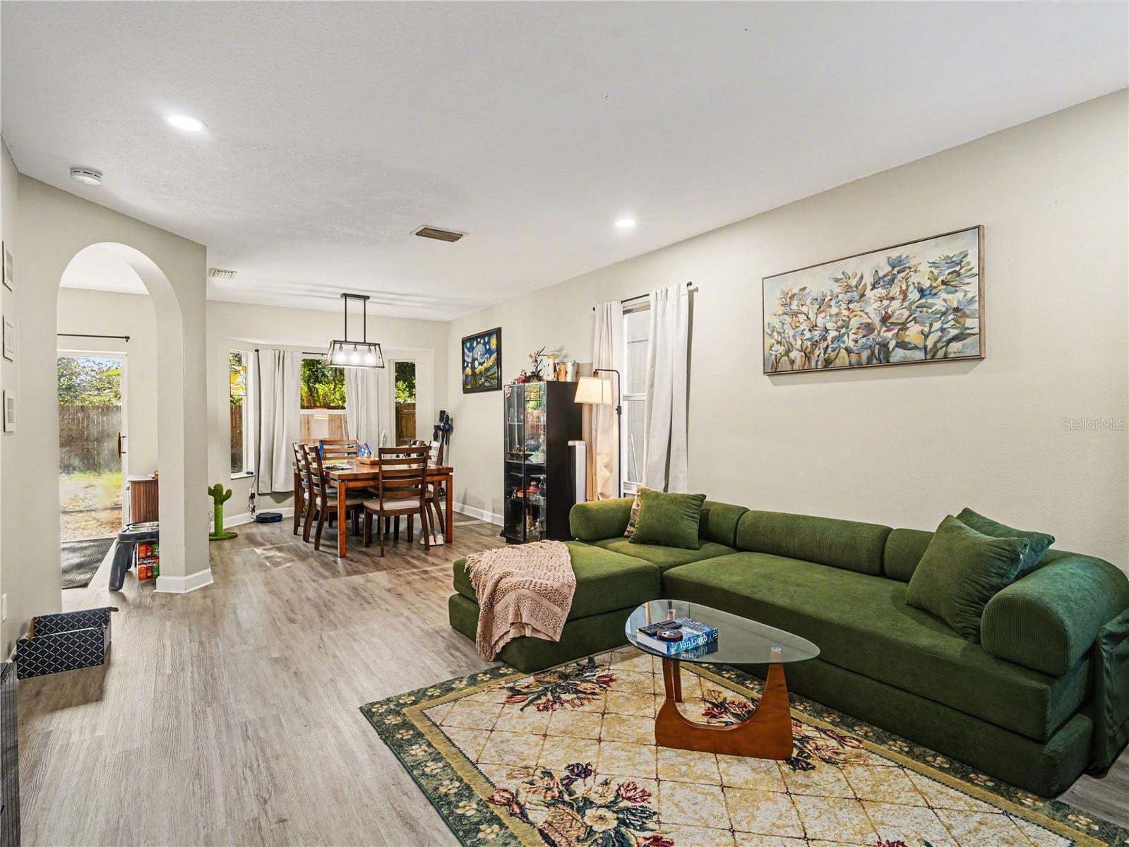8430 QUARTER HORSE DR — photo 4