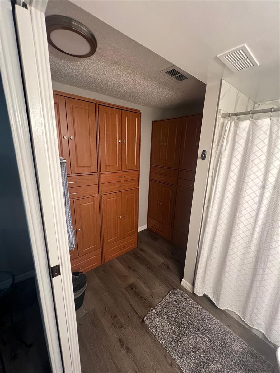 552 HAMMOCK DR — photo 21