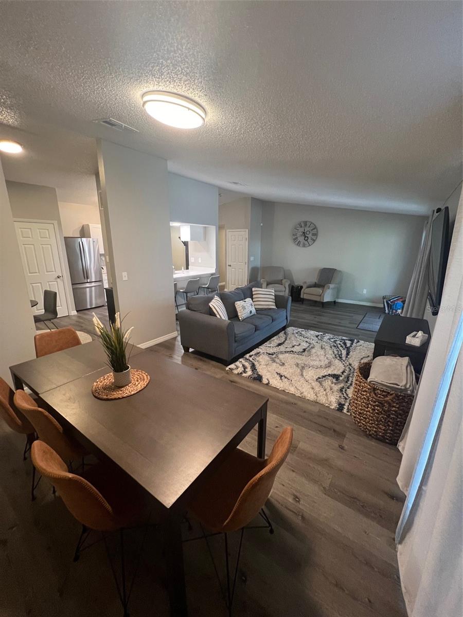 552 HAMMOCK DR — photo 10