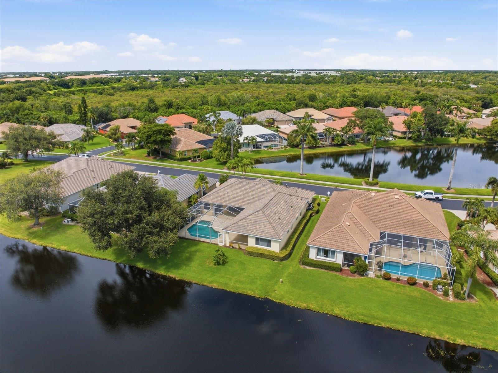 4956 BRIDGEHAMPTON BLVD — photo 11