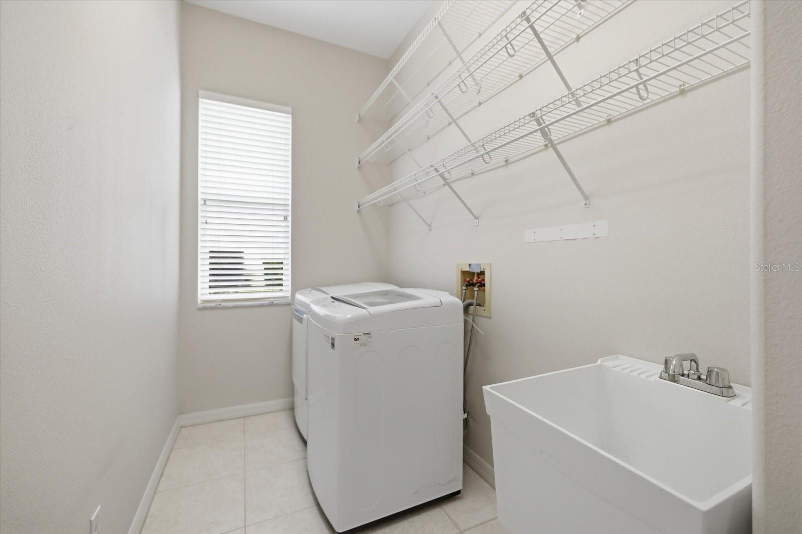 4956 BRIDGEHAMPTON BLVD — photo 51