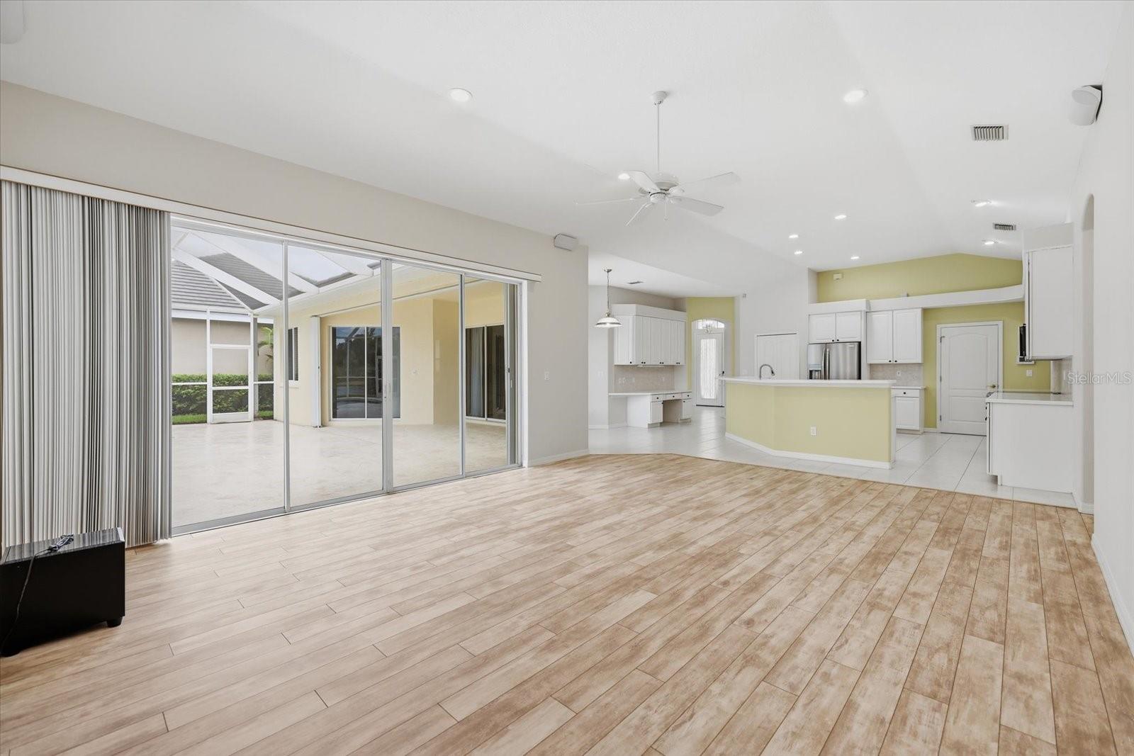4956 BRIDGEHAMPTON BLVD — photo 27