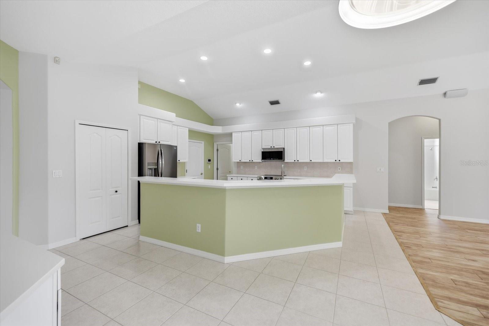4956 BRIDGEHAMPTON BLVD — photo 42