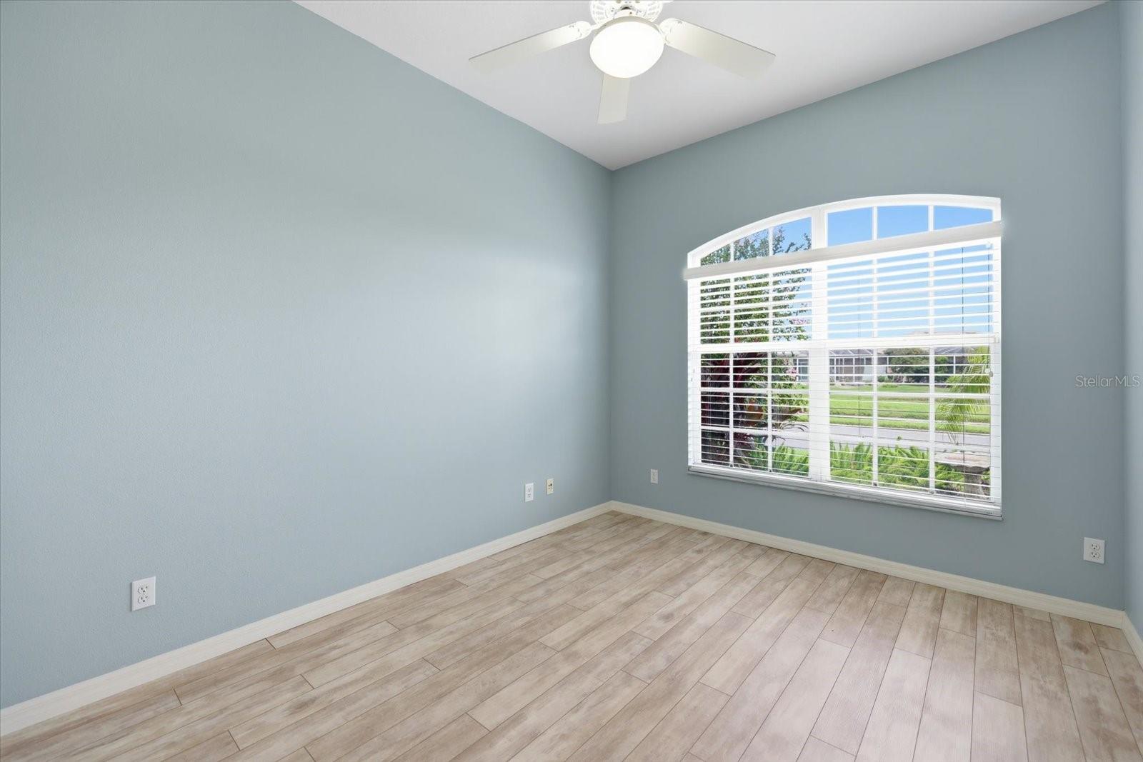 4956 BRIDGEHAMPTON BLVD — photo 35