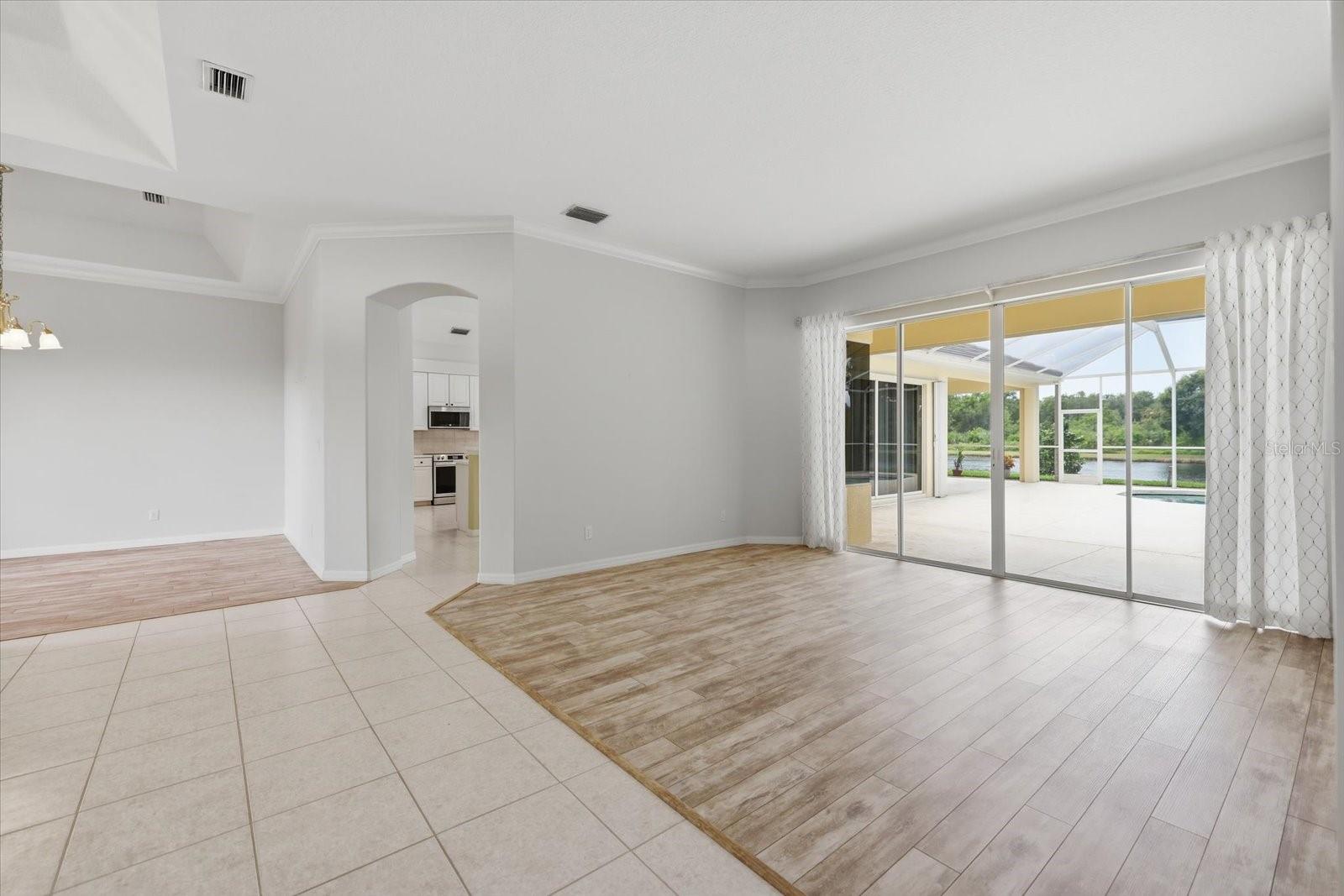 4956 BRIDGEHAMPTON BLVD — photo 25