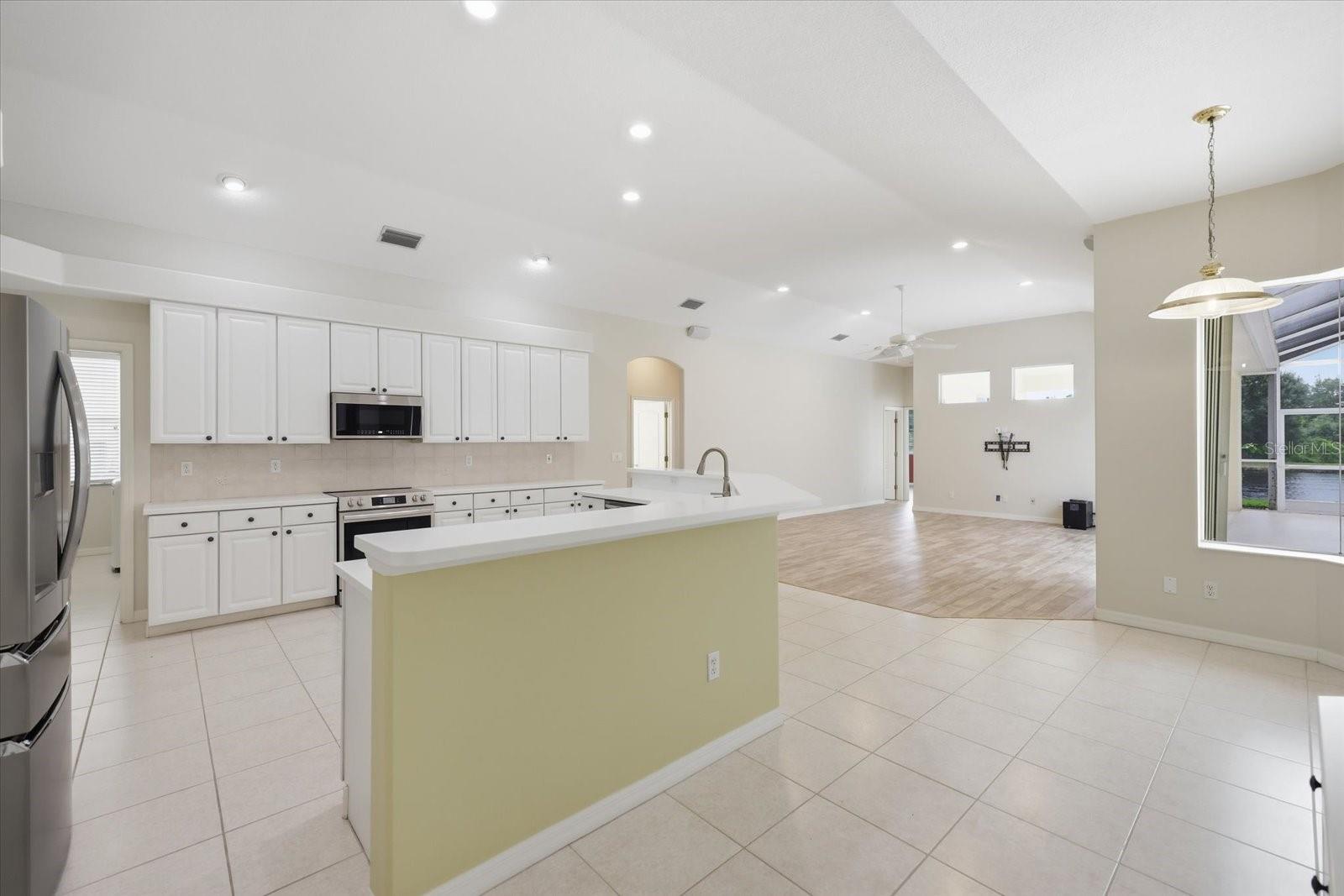 4956 BRIDGEHAMPTON BLVD — photo 16