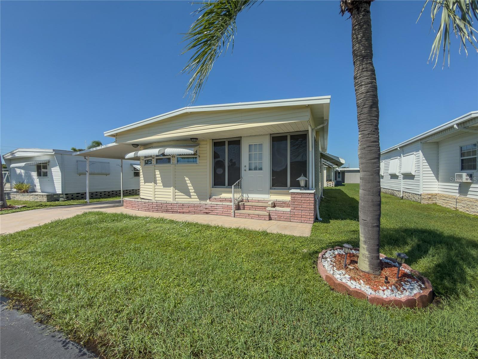 603 CYPRUS CT — photo 2