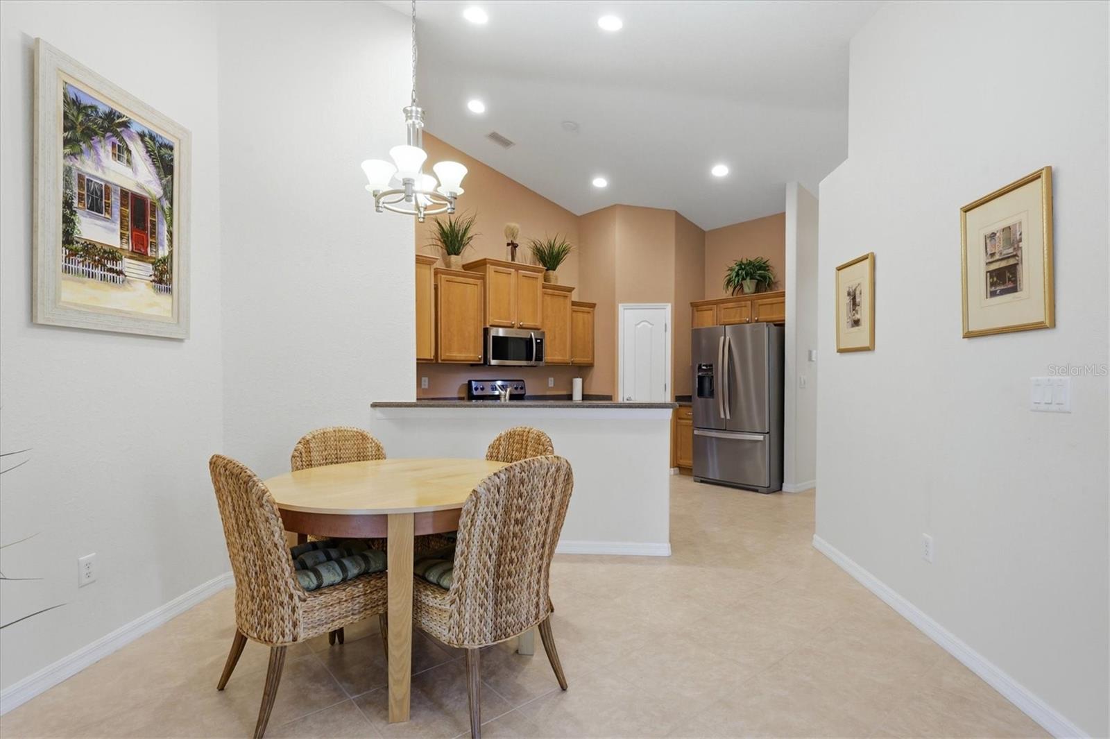 3741 LAKEWOOD BLVD — photo 8